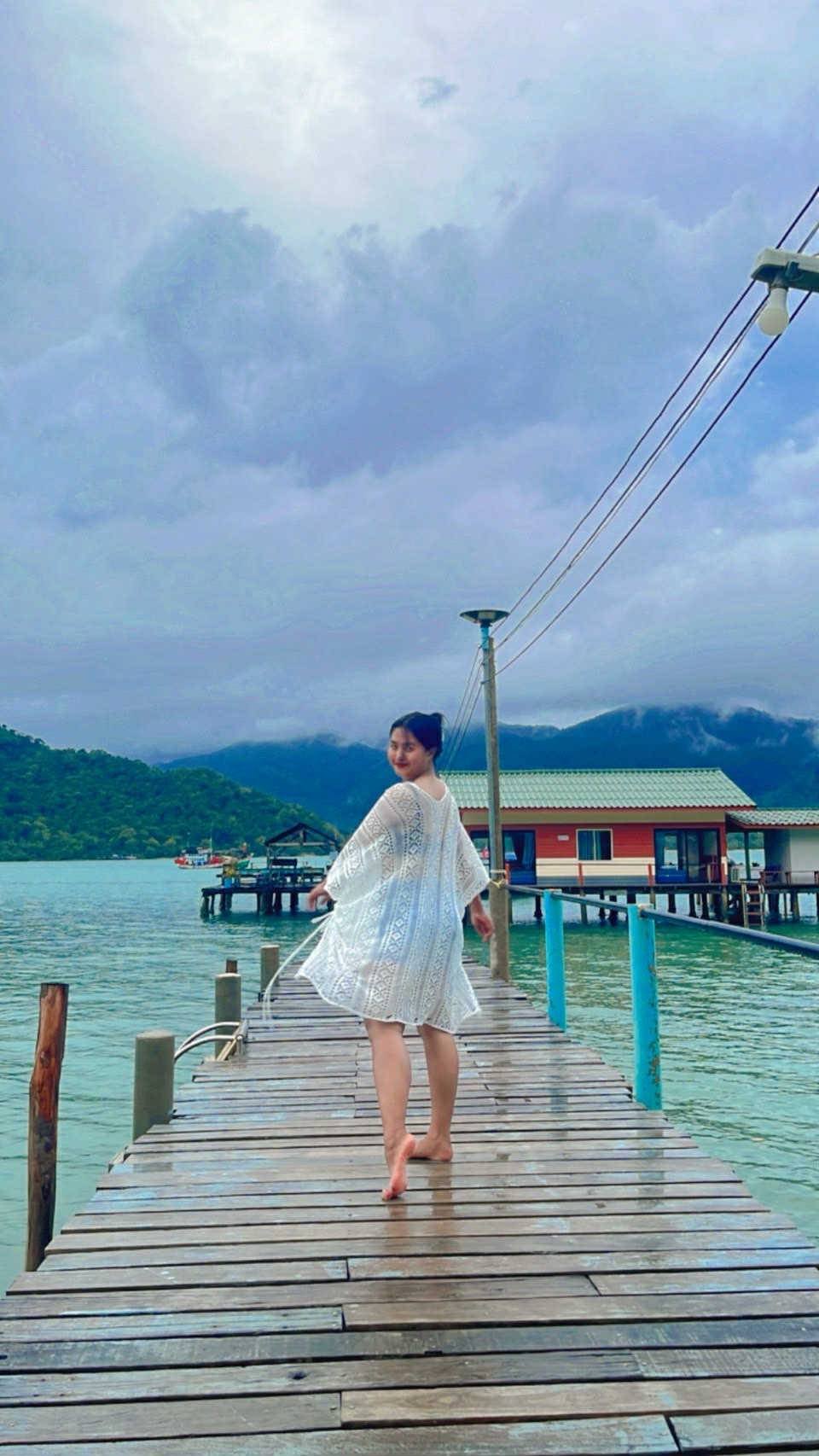 วิวทะเลเขานอกโฮมสเตย์ เกาะช้าง
