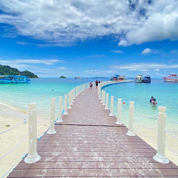 ทะเลและชายหาดเกาะช้าง จังหวัดตราด